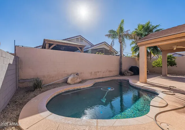 2nd image of 2103 E Wahalla Ln, Phoenix, AZ 85024 | MLS# 7056343