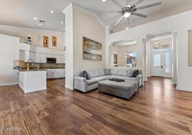 5th image of 4637 W Misty Willow Ln, Glendale, AZ 85310 | MLS# 7063171