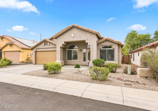 Photo 1 of Single family home for sale at 1109 E Montoya Ln, Phoenix, AZ 85024 | MLS# 7055775 | Listing updated on 2026-09-18