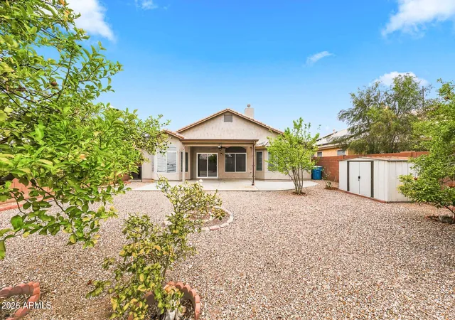 Photo 3 of Single family home for sale at 1109 E Montoya Ln, Phoenix, AZ 85024 | MLS# 7055775 | Listing updated on 2026-09-18
