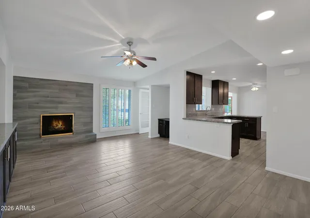 3rd image of 6125 N Central Ave, Phoenix, AZ 85012