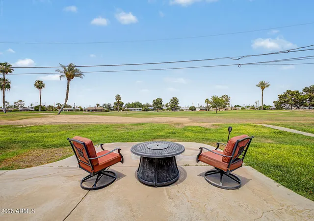 Townhouse for sale at 10262 W Snead Cir N, Sun City, AZ 85351 | MLS# 7056729