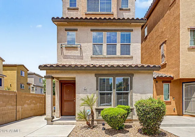 2nd image of 1940 N 77th Dr, Phoenix, AZ 85035 | MLS# 7055635