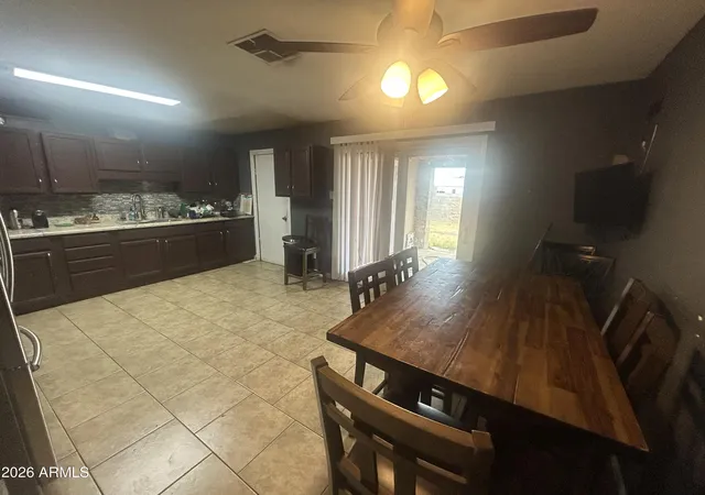 3rd image of 4732 E Hidalgo Ave, Phoenix, AZ 85040 | MLS# 7055684