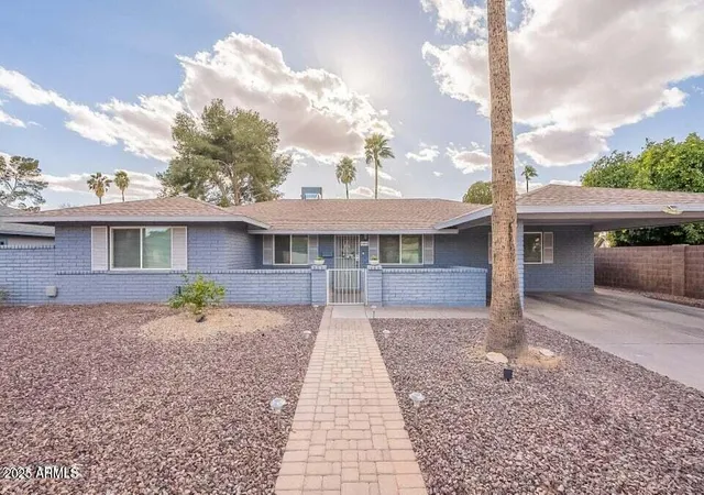 1st image of 10844 N 37th St, Phoenix, AZ 85028 | MLS# 7058961