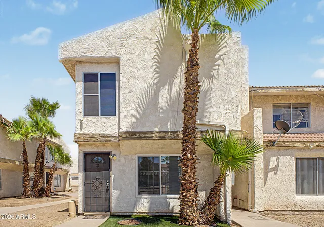 Photo 2 of Townhouse for sale at 3840 N 43rd Avenue #31, Phoenix, AZ 85031 | MLS# 7055733 | Listing updated on 2026-08-11