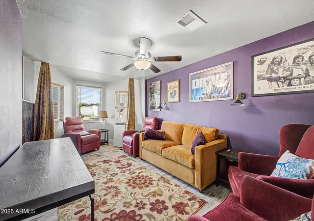 Photo 4 of Single family home for sale at 1001 E Belmont Ave, Phoenix, AZ 85020 | MLS# 7058950 | Listing updated on 2026-10-11
