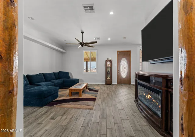 Photo 3 of Single family home for sale at 34841 N 3rd Street, Phoenix, AZ 85086 | MLS# 7055801 | Listing updated on 2026-09-02