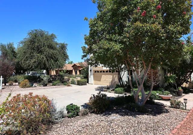 Photo 3 of Single family home for sale at 3642 E Renee Dr, Phoenix, AZ 85050 | MLS# 7060565 | Listing updated on 2026-08-26