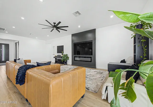5th image of 33634 W Earll Dr, Tonopah, AZ 85354 | MLS# 7056327
