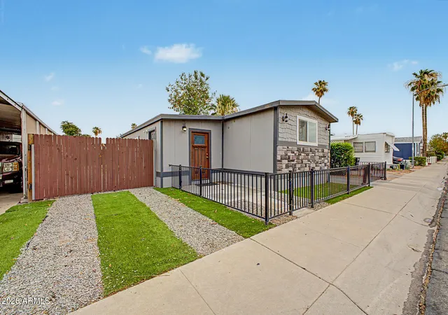 Photo 4 of Manufactured home for sale at 15601 N 19th Avenue #36, Phoenix, AZ 85023 | MLS# 7056304 | Listing updated on 2026-08-21