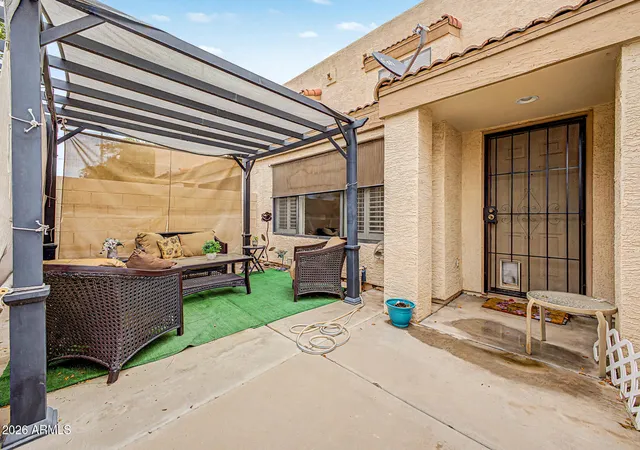 3rd image of 8870 N 48Th Ln, Glendale, AZ 85302 | MLS# 7057078