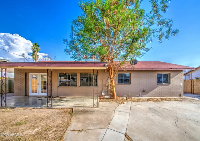 Photo 1 of Single family home for sale at 7922 W Earll Dr, Phoenix, AZ 85033 | MLS# 7056644 | Listing updated on 2026-08-11