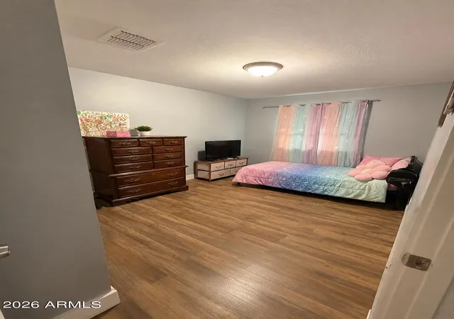 Photo 4 of Single family home for sale at 5109 S 11th Street, Phoenix, AZ 85040 | MLS# 7055953 | Listing updated on 2026-08-04