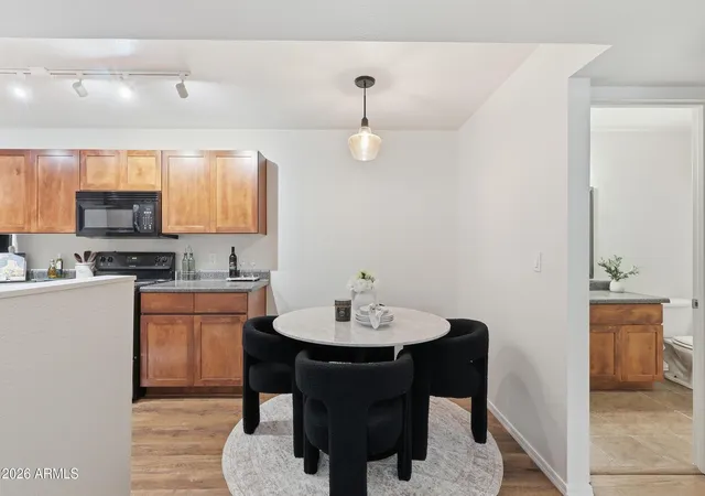 5th image of 1385 W University Ave, Flagstaff, AZ 86001
