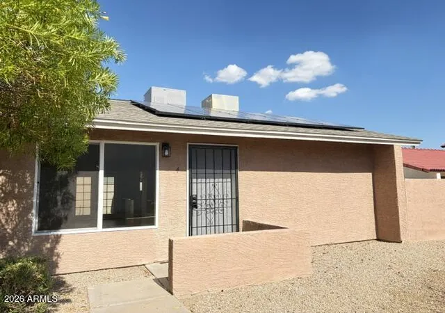 Photo 1 of Sale Pending at 2829 E Tracy Ln #4, Phoenix, AZ 85032 | MLS# 7056132 | Listing updated on 2026-09-11