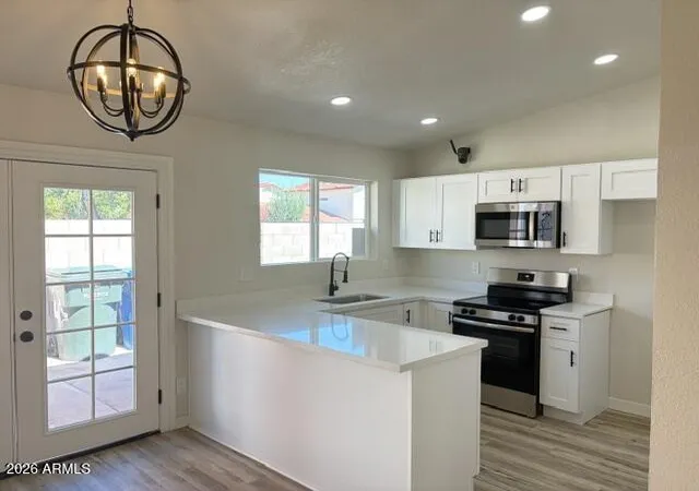 Photo 3 of Sale Pending at 2829 E Tracy Ln #4, Phoenix, AZ 85032 | MLS# 7056132 | Listing updated on 2026-09-11