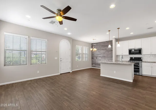 Photo 2 of Townhouse for sale at 2477 W Market Pl #34, Chandler, AZ 85248 | MLS# 7057534 | Listing updated on 2026-08-13