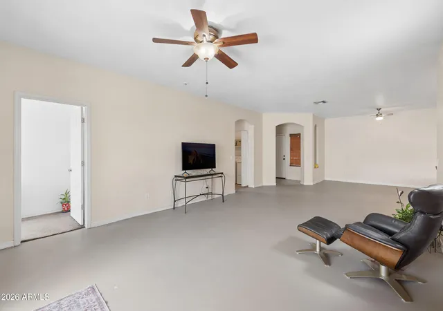 Photo 4 of Single family home for sale at 4916 W Harwell Rd, Laveen, AZ 85339 | MLS# 7056050 | Listing updated on 2026-08-11