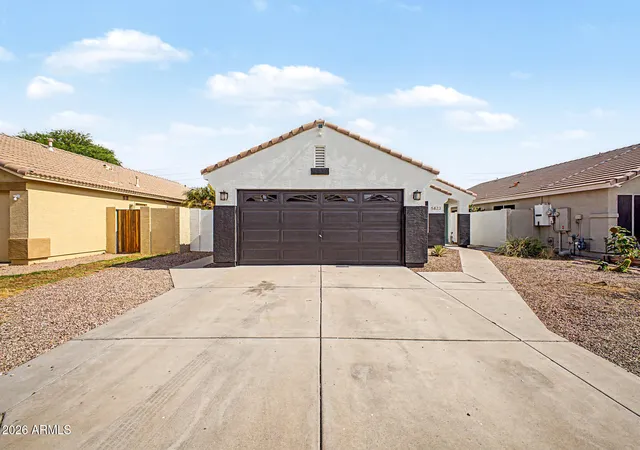 Photo 2 of Single family home for sale at 5823 E Hopi Cir, Mesa, AZ 85206 | MLS# 7056065 | Listing updated on 2026-08-24