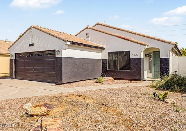 Photo 3 of Single family home for sale at 5823 E Hopi Cir, Mesa, AZ 85206 | MLS# 7056065 | Listing updated on 2026-10-20