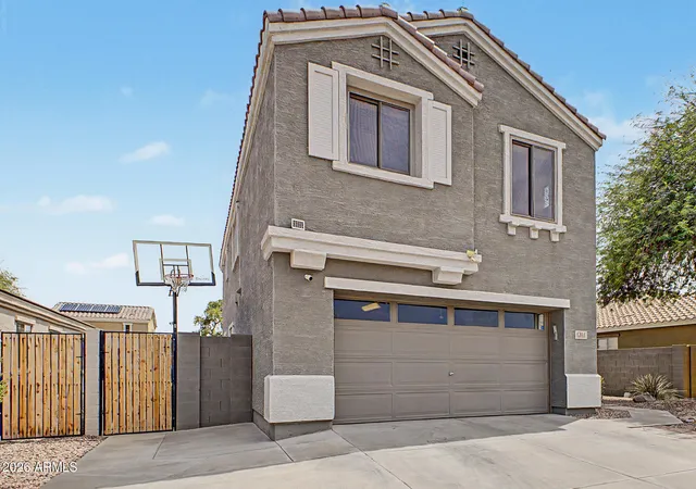 Photo 3 of Single family home for sale at 17611 W Calavar Rd, Surprise, AZ 85388 | MLS# 7056223 | Listing updated on 2026-08-20
