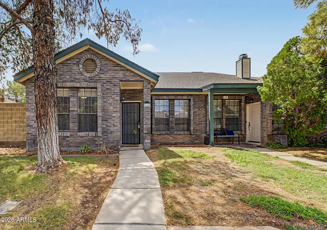 2nd image of 118 N Heritage Dr, Gilbert, AZ 85234 | MLS# 7056252