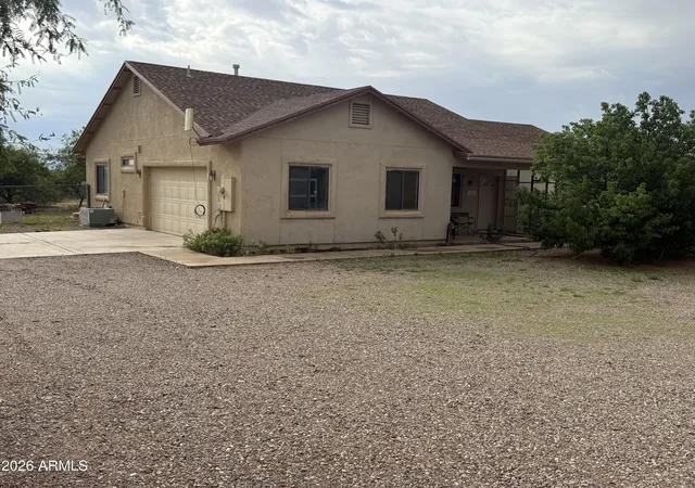 Photo 1 of Single family home for sale at 5655 S Calle De La Rosa Dr, Hereford, AZ 85615 | MLS# 7056197 | Listing updated on 2026-08-11