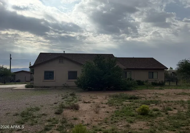 Photo 2 of Single family home for sale at 5655 S Calle De La Rosa Dr, Hereford, AZ 85615 | MLS# 7056197 | Listing updated on 2026-08-11