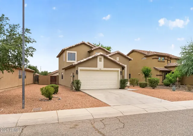 Photo 3 of Single family home for sale at 6333 W Nez Perce St, Phoenix, AZ 85043 | MLS# 7056064 | Listing updated on 2026-08-11