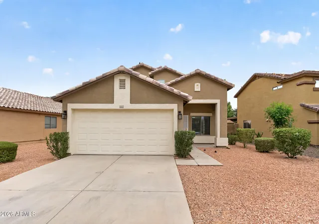 Photo 4 of Single family home for sale at 6333 W Nez Perce St, Phoenix, AZ 85043 | MLS# 7056064 | Listing updated on 2026-08-11