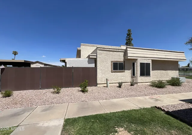 Photo 1 of Sale Pending at 925 E Lodge Dr, Tempe, AZ 85283 | MLS# 7056187 | Listing updated on 2026-08-28