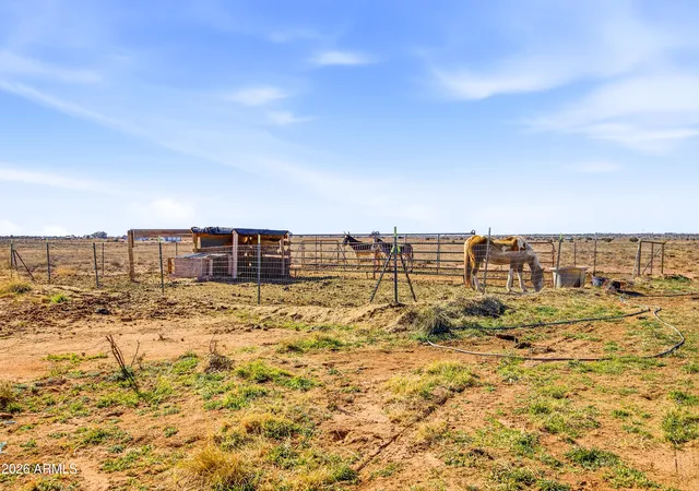 Photo 3 of Manufactured home for sale at 4394 Keats Rd #052, Snowflake, AZ 85937 | MLS# 7056157 | Listing updated on 2026-09-23