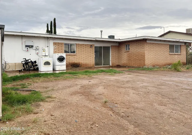 4th image of 21 E Brown Dr, Sierra Vista, AZ 85635 | MLS# 7056241