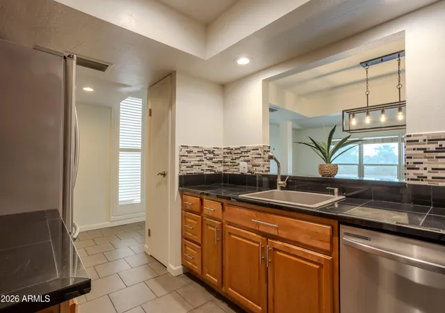 Photo 2 of Townhouse for sale at 7920 E Arlington Rd #Unit 6, Scottsdale, AZ 85250 | MLS# 7057132 | Listing updated on 2026-09-15