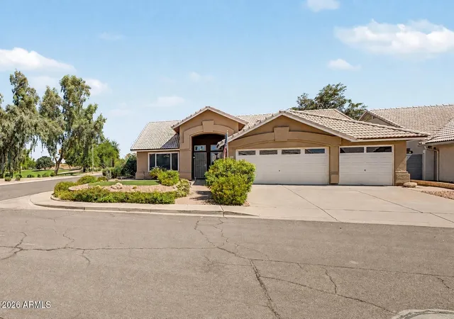 Photo 3 of Single family home for sale at 4890 W Geronimo St, Chandler, AZ 85226 | MLS# 7058080 | Listing updated on 2026-09-17