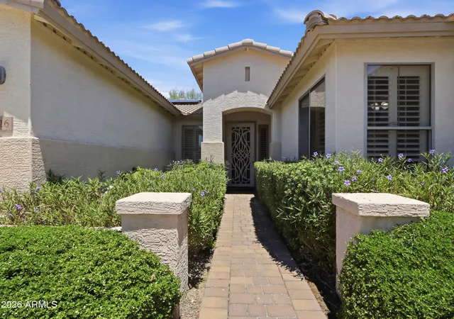 Photo 3 of Sale Pending at 6216 W Hedgehog Pl, Phoenix, AZ 85083 | MLS# 7059161 | Listing updated on 2026-09-01