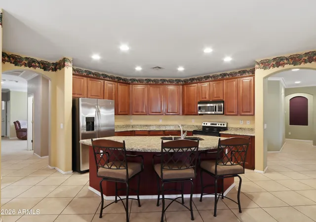 Photo 4 of Sale Pending at 6216 W Hedgehog Pl, Phoenix, AZ 85083 | MLS# 7059161 | Listing updated on 2026-09-01