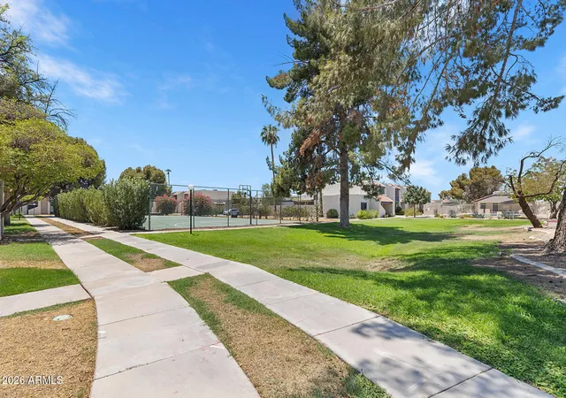 24th image of 5409 W Echo Ln, Glendale, AZ 85302 | MLS# 7060269