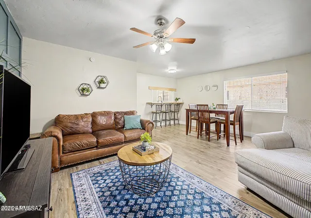 Photo 2 of Townhouse for sale at 510 N Iroquois Ave, Tucson, AZ 85745 | MLS# 7056320 | Listing updated on 2026-08-25