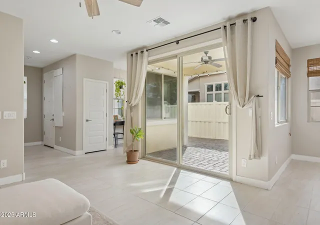 Photo 3 of Single family home for sale at 2269 S Osborn Ln, Gilbert, AZ 85295 | MLS# 7056321 | Listing updated on 2026-10-20