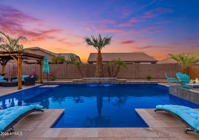 2nd image of 18372 W Paradise Ln, Surprise, AZ 85388 | MLS# 7059274
