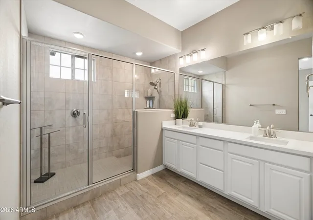 Photo 3 of Townhouse for sale at 15550 S 5th Avenue #252, Phoenix, AZ 85045 | MLS# 7058184 | Listing updated on 2026-07-24