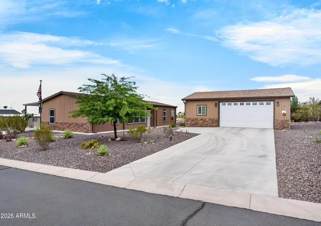 Photo 1 of Manufactured home for sale at 3820 N Montana Ave, Florence, AZ 85132 | MLS# 7056529 | Listing updated on 2026-10-02