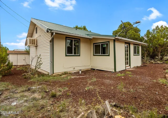 2nd image of 8376 Apache Dr, Show Low, AZ 85901 | MLS# 7056428