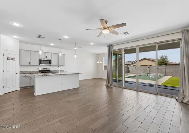 3rd image of 532 S 199Th Dr, Buckeye, AZ 85326 | MLS# 7056534