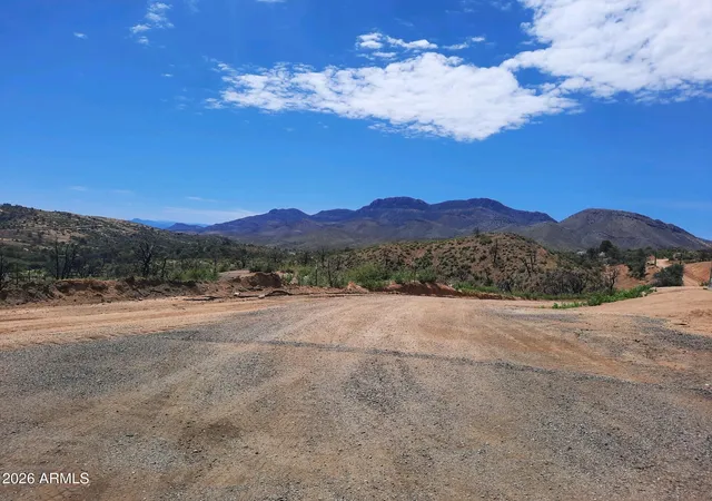 Photo 2 of Manufactured home for sale at 219 N Chicory Ln, Globe, AZ 85501 | MLS# 7056539 | Listing updated on 2026-08-28