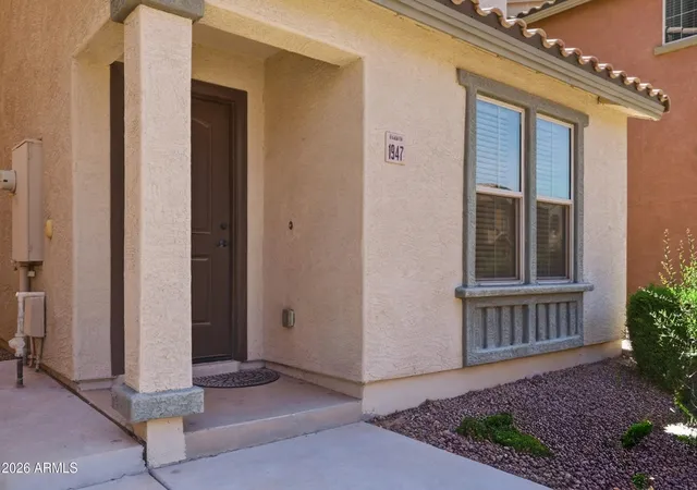 Photo 2 of Townhouse for sale at 1947 N 77th Glen, Phoenix, AZ 85035 | MLS# 7060050 | Listing updated on 2026-09-13