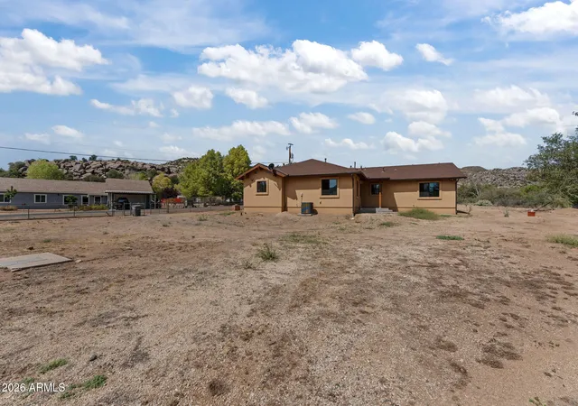 Photo 3 of Single family home for sale at 17708 W Westward Dr, Yarnell, AZ 85362 | MLS# 7063256 | Listing updated on 2026-09-28