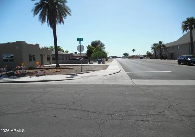 Photo 3 of Sale Pending at 211 E Eason Ave, Buckeye, AZ 85326 | MLS# 7056674 | Listing updated on 2026-09-17
